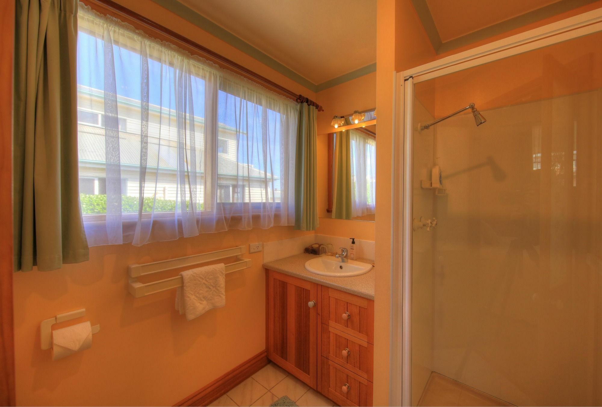Hanlon House Stanley Ngoại thất bức ảnh
